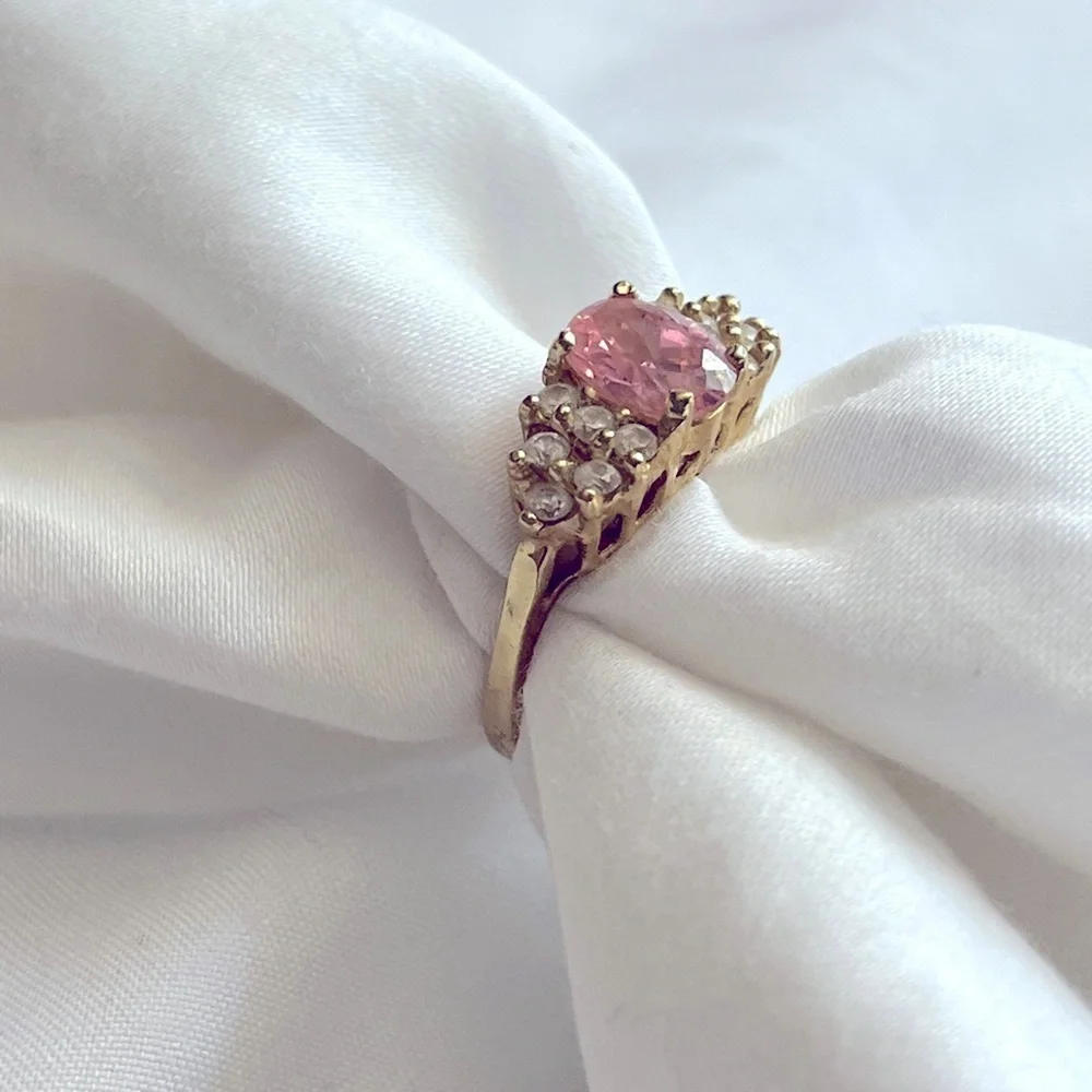 VINTAGE‎ gold and Pink Ring sz 7.5